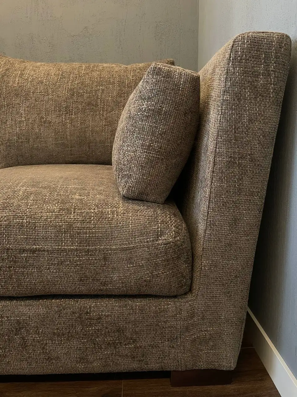 Продам удобный диван с сиденьем memory foam - Мебель (Для дома и дачи) в Москва