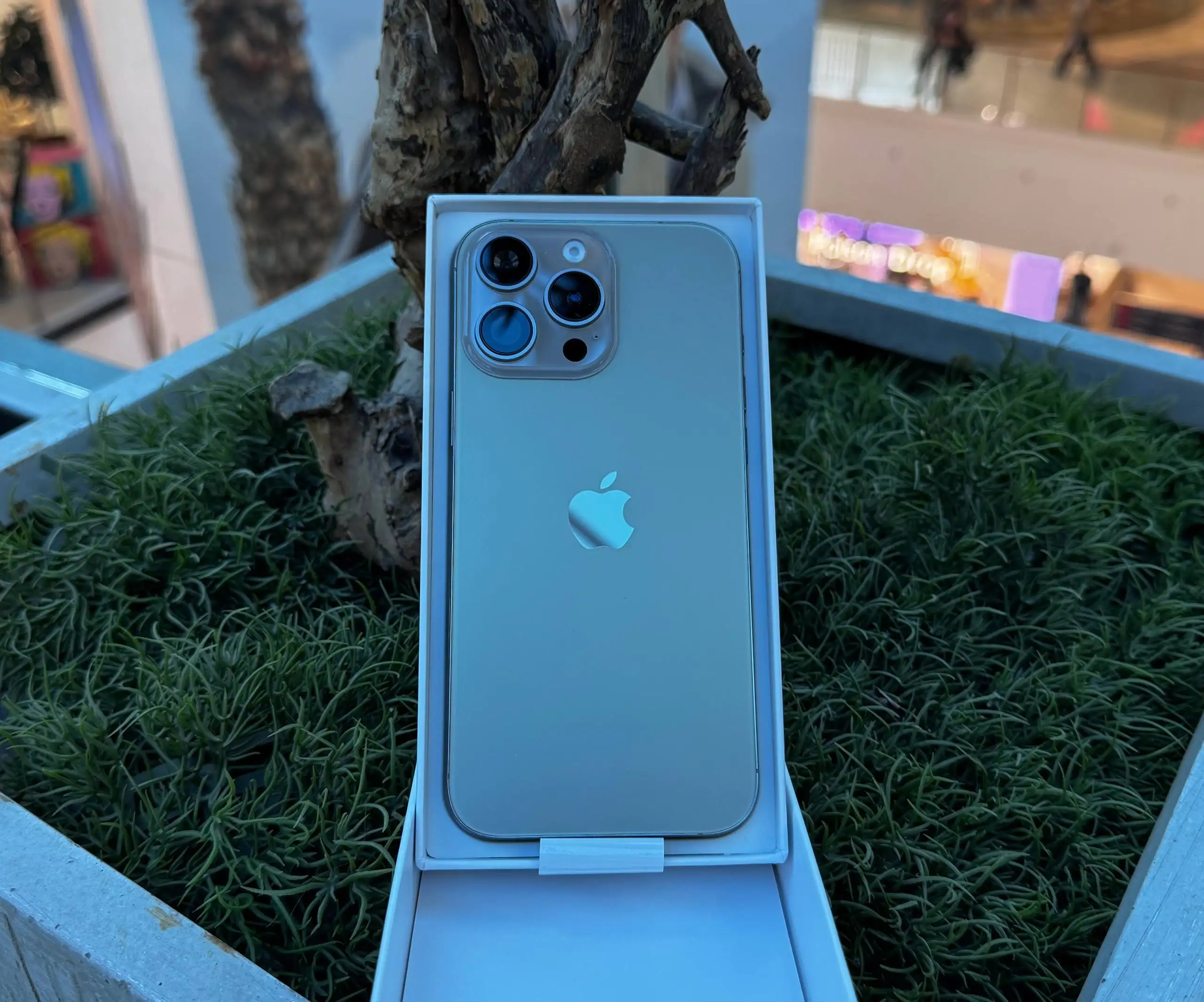 Продам iPhone 16 Pro Max - Смартфоны (Электроника) в Балашиха