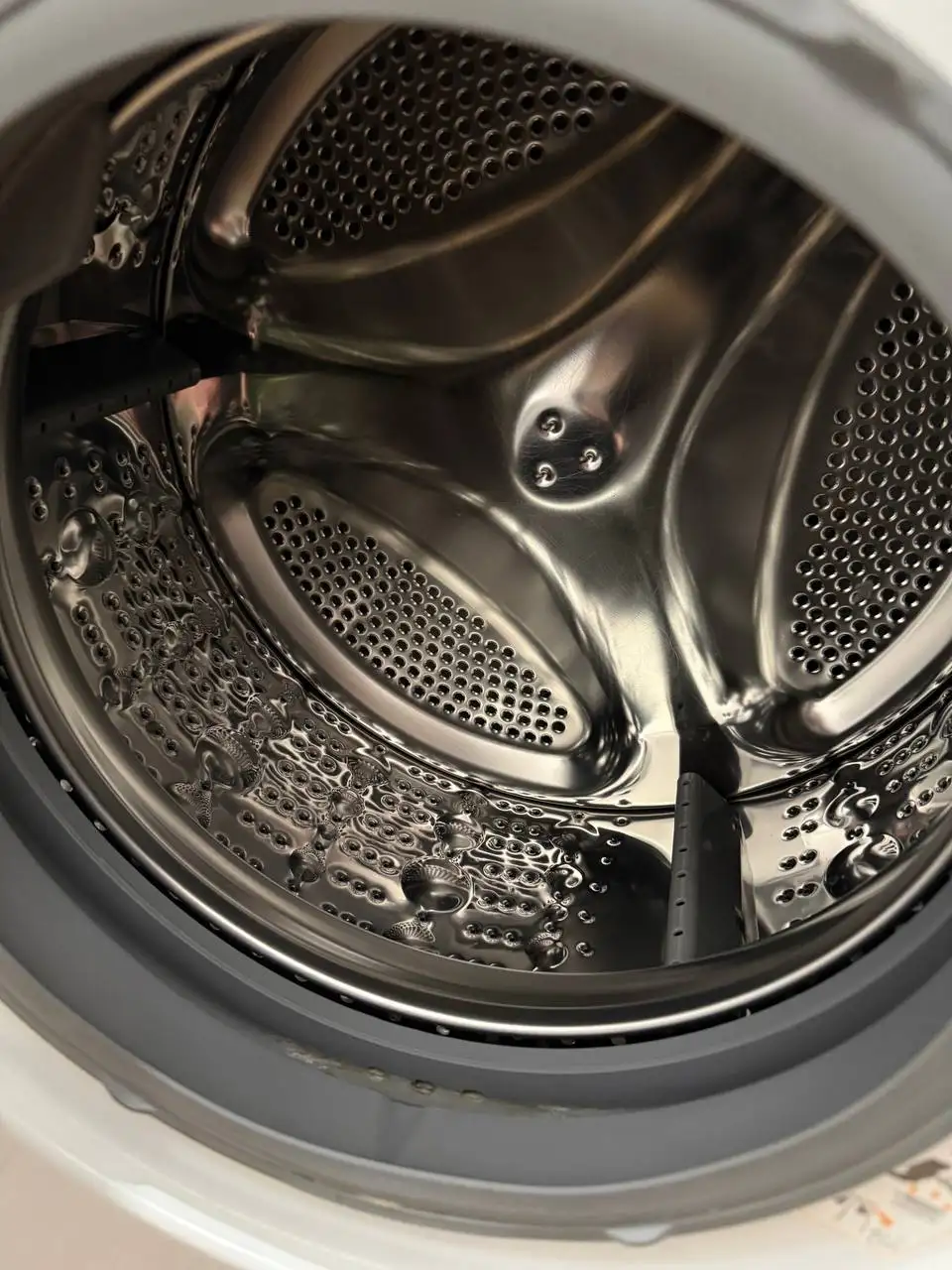 Продам стиральную машину LG с сушкой - Барахолка в Балашиха