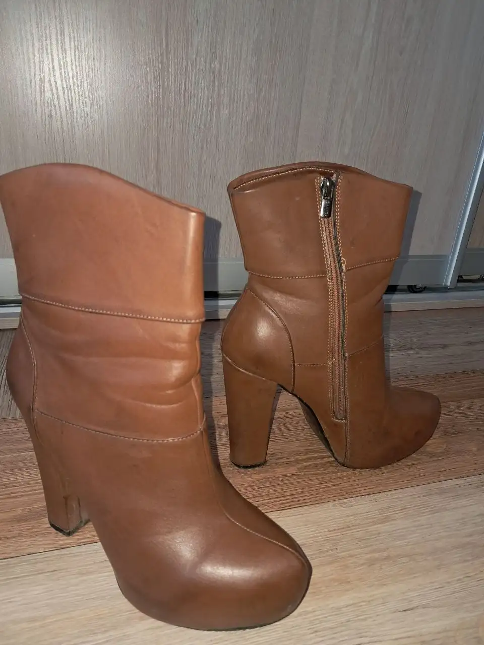 Демисезонные полусопожки на высоких каблуках и платформе - Обувь (Одежда) в Балашиха