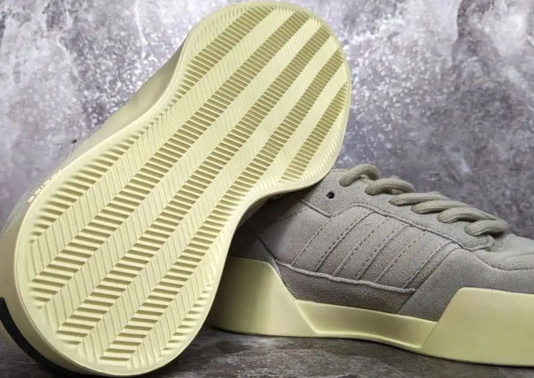 Женские кроссовки New Balance, Adidas, Nike - Обувь (Одежда) в Балашиха