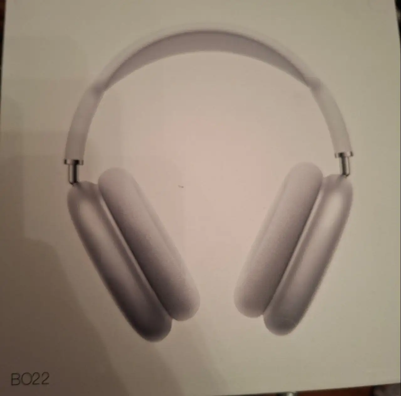 Продам наушники Borofone б/у и чехлы на телефон новые - Барахолка в Балашиха