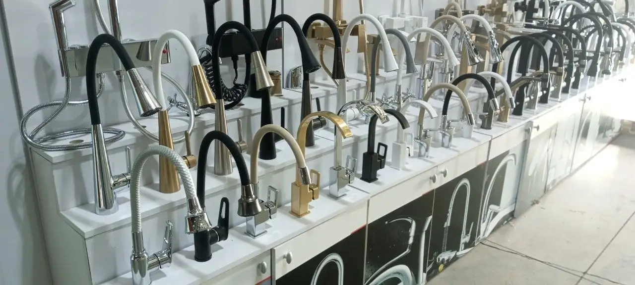 Смесители и тройки душа итальянского качества - Сантехника (Для дома и дачи) в Балашиха