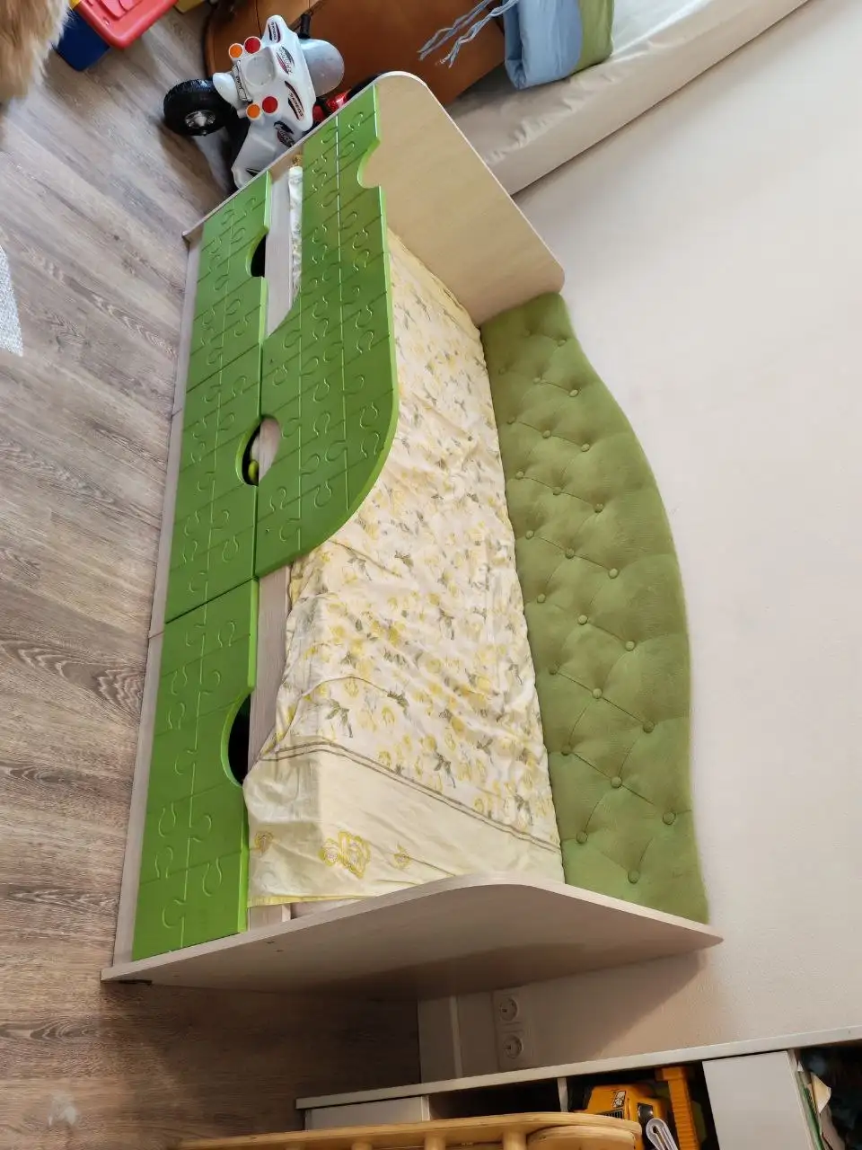 Кровать 190x80 с матрасом и спинкой - Мебель (Барахолка) в Балашиха