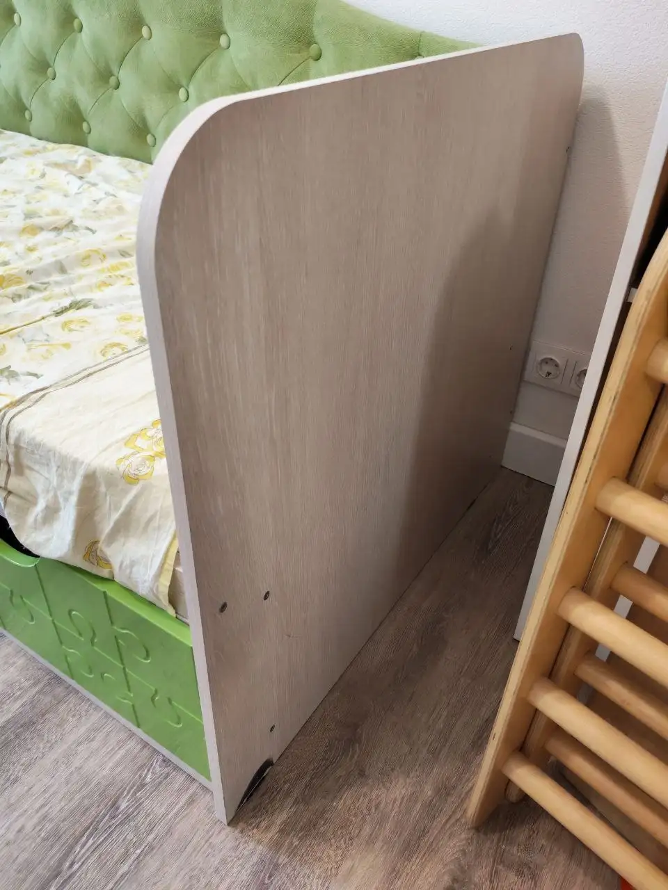 Кровать 190x80 с матрасом и спинкой - Мебель (Барахолка) в Балашиха