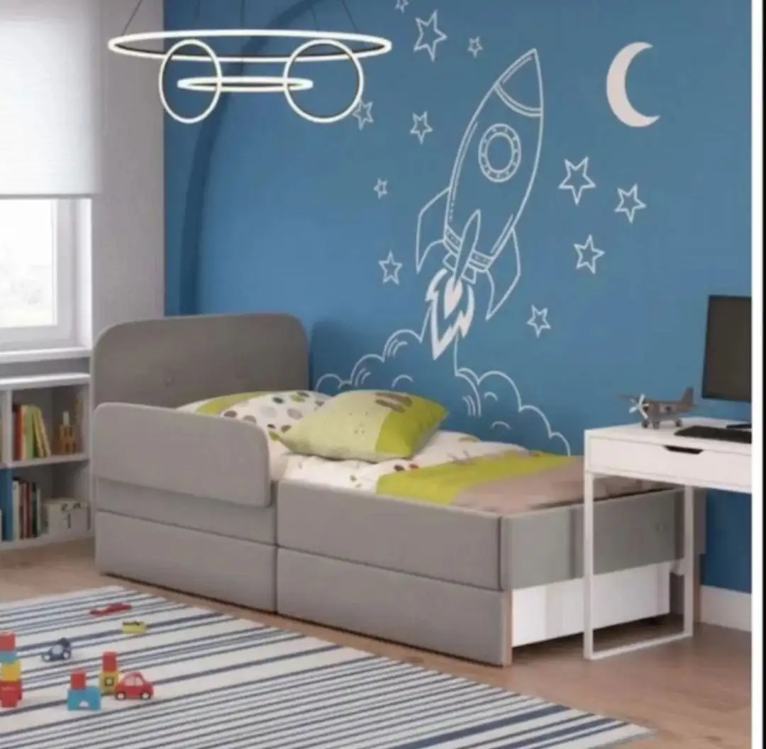 Продажа кровати с мягкой обивкой и матрасом - Барахолка в Балашиха