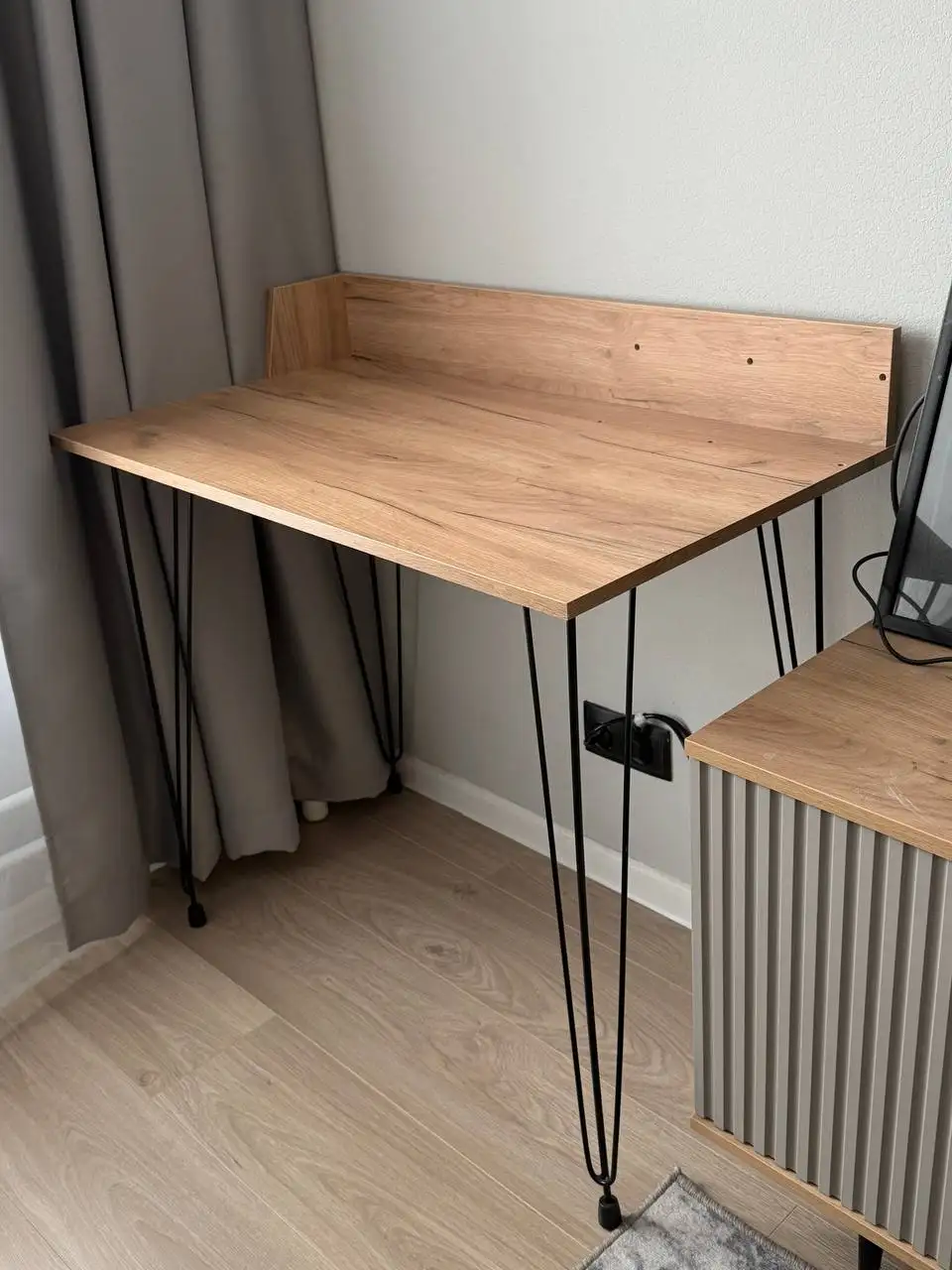 Стол письменный в стиле лофт б/у - Мебель (Для дома и дачи) в Балашиха