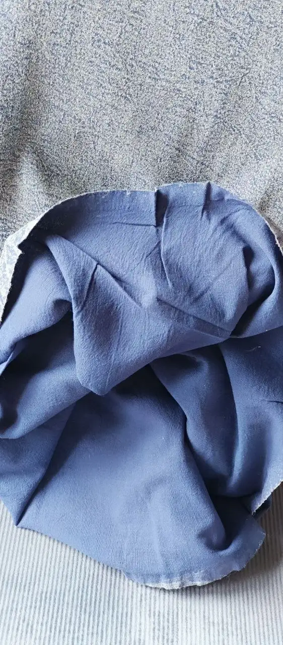 Продажа двух отрезов джинсовой ткани: варенка и фиолетовая - Товары для детей в Балашиха