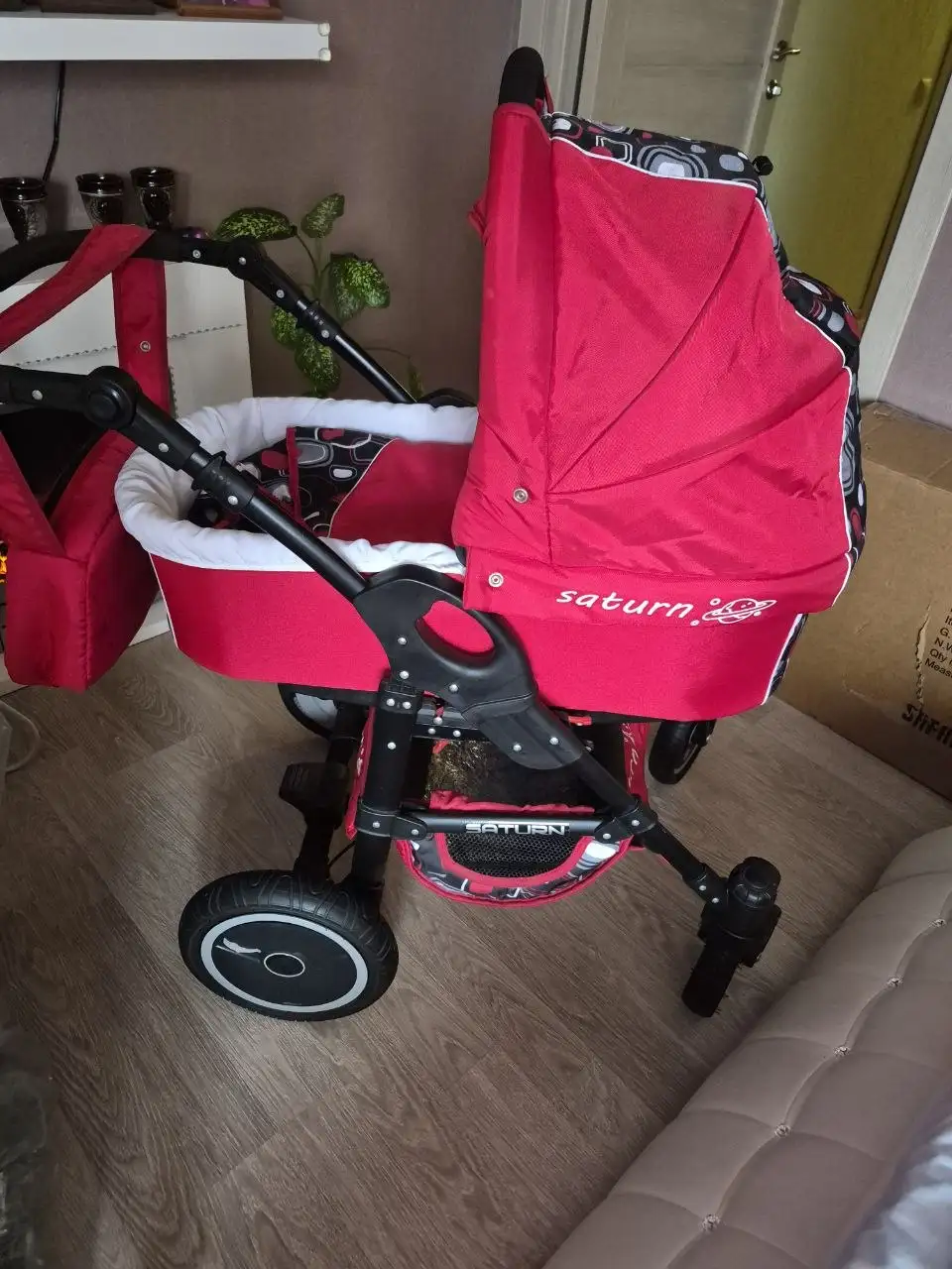 Новая коляска в Балашихе - Коляски (Товары для детей) в Балашиха