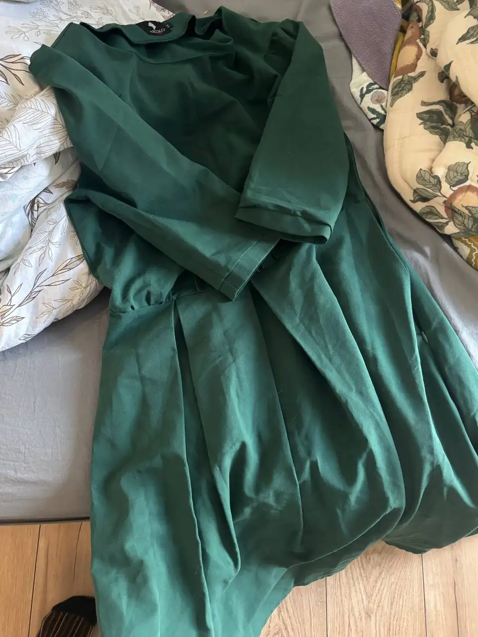 Продам платье асимметричное - Одежда в Балашиха