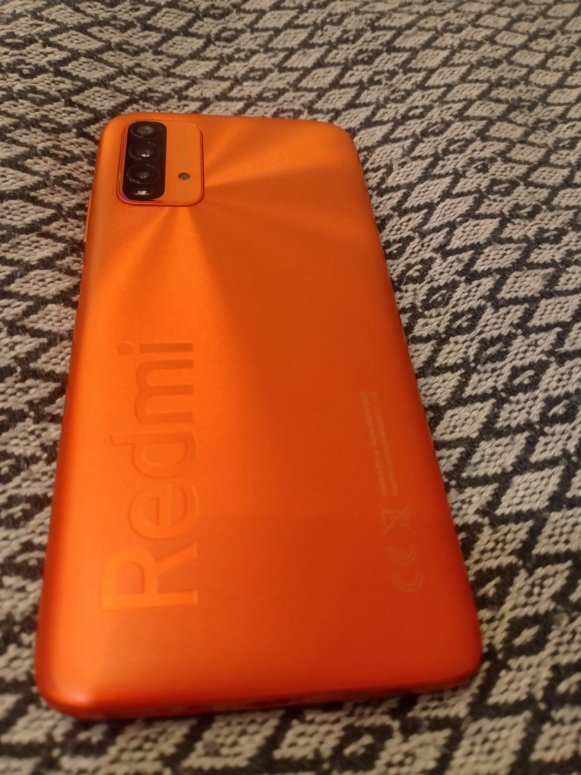 Xiaomi Redmi 9T 4/64GB - Мобильные телефоны (Электроника) в Балашиха