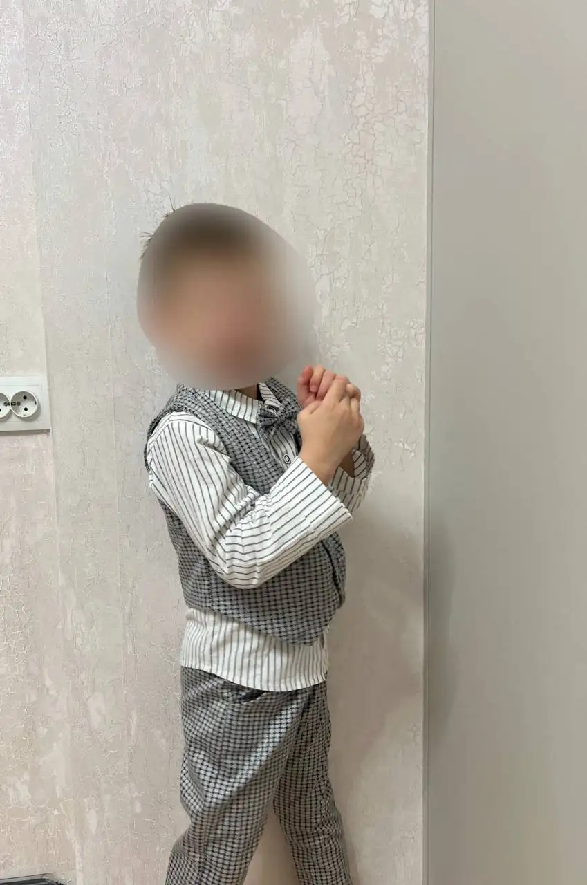 Продам костюм тройка 120 размера - Мужская одежда (Одежда) в Балашиха