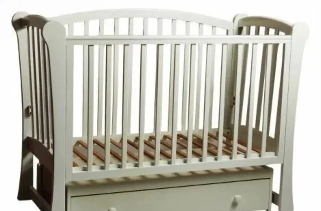 Детская кроватка Baby-Luce с матрасом в подарок - Товары для детей в Балашиха