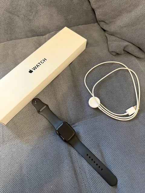 Apple Watch SE 2022 40mm - Электроника в Балашиха