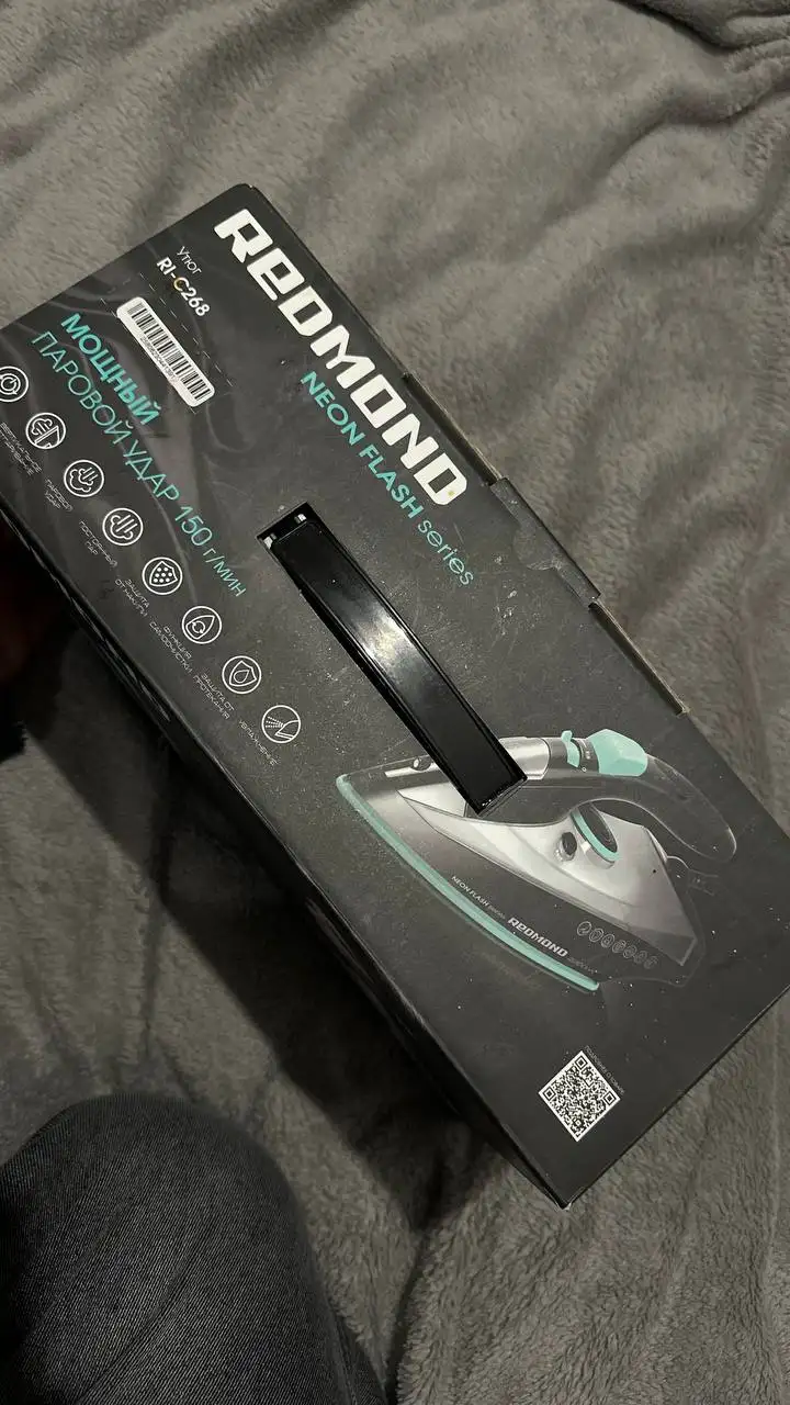 Продам утюг Redmond - Бытовая техника (Для дома и дачи) в Москва