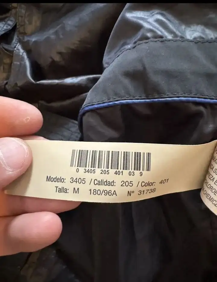 Демисезонная куртка Massimo Dutti, как новая - Куртки (Одежда) в Балашиха