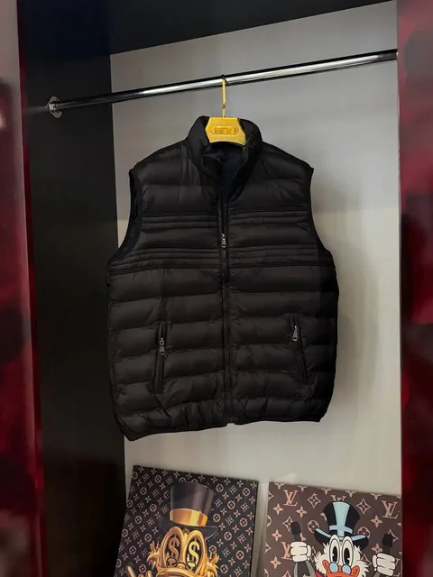 Легкий жилет Brioni - частное объявление в Балашиха