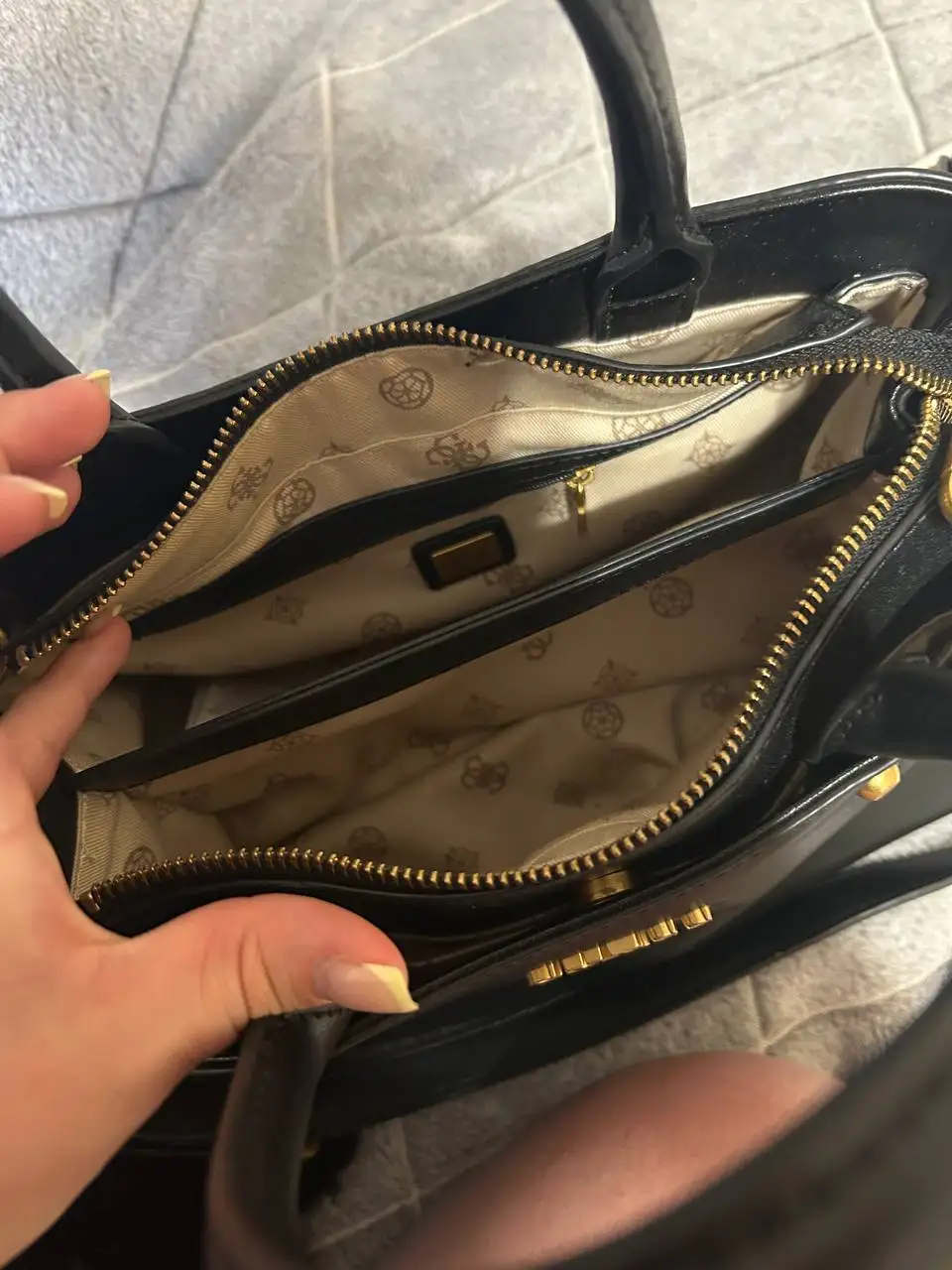 Оригинальная сумка Guess - Сумки (Одежда) в Балашиха