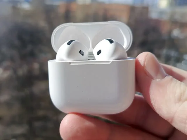 Продам реплику AirPods 4 - Уход за волосами в Москва