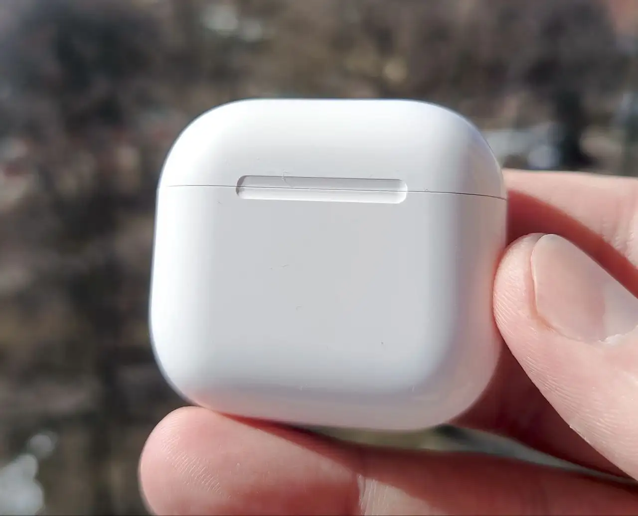 Продам реплику AirPods 4 - Наушники (Электроника) в Москва