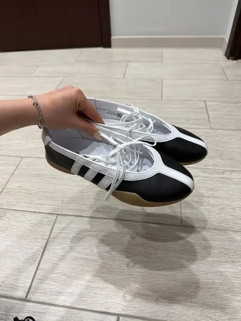 Балетки adidas новые 39 размера - Шорты в Балашиха