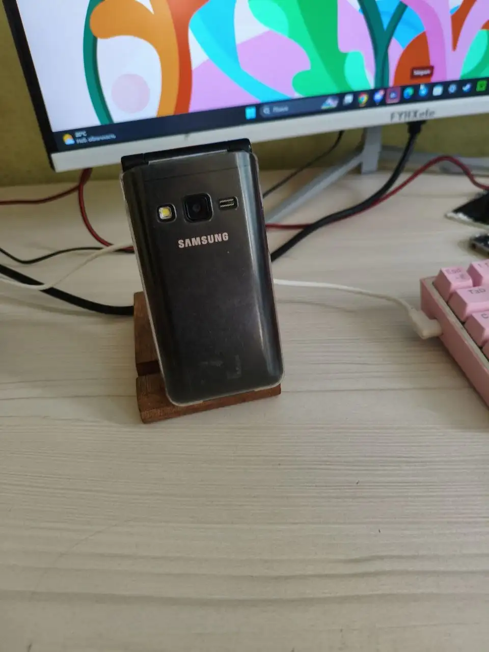 Продам Samsung Galaxy Folder 2 - Мобильные телефоны (Электроника) в Балашиха