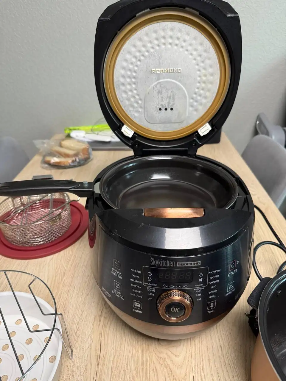 Мультиварка Redmond SkyKitchen CB391S - Для кухни (Электроника) в Балашиха
