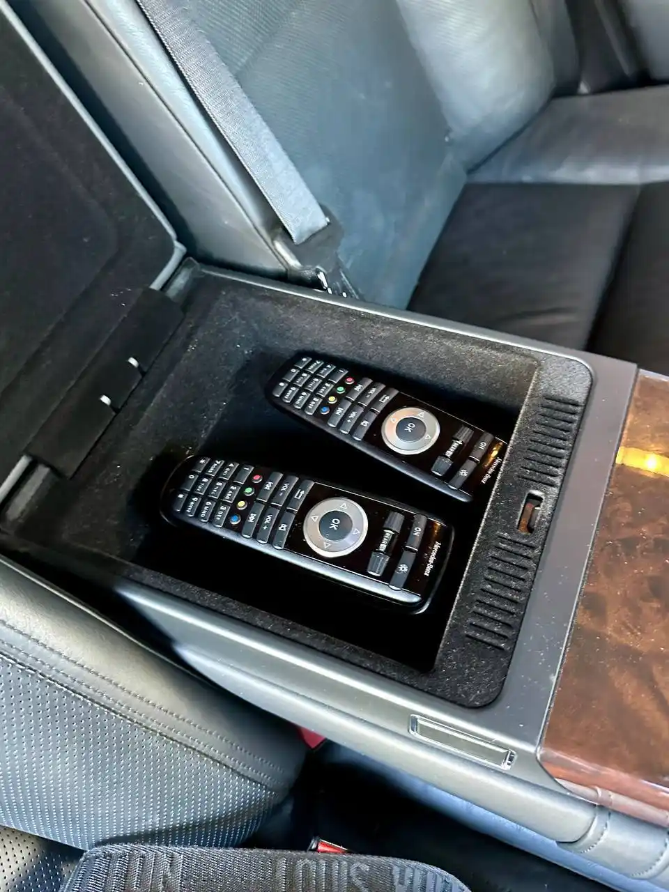 Mercedes S500 Long 2010 года