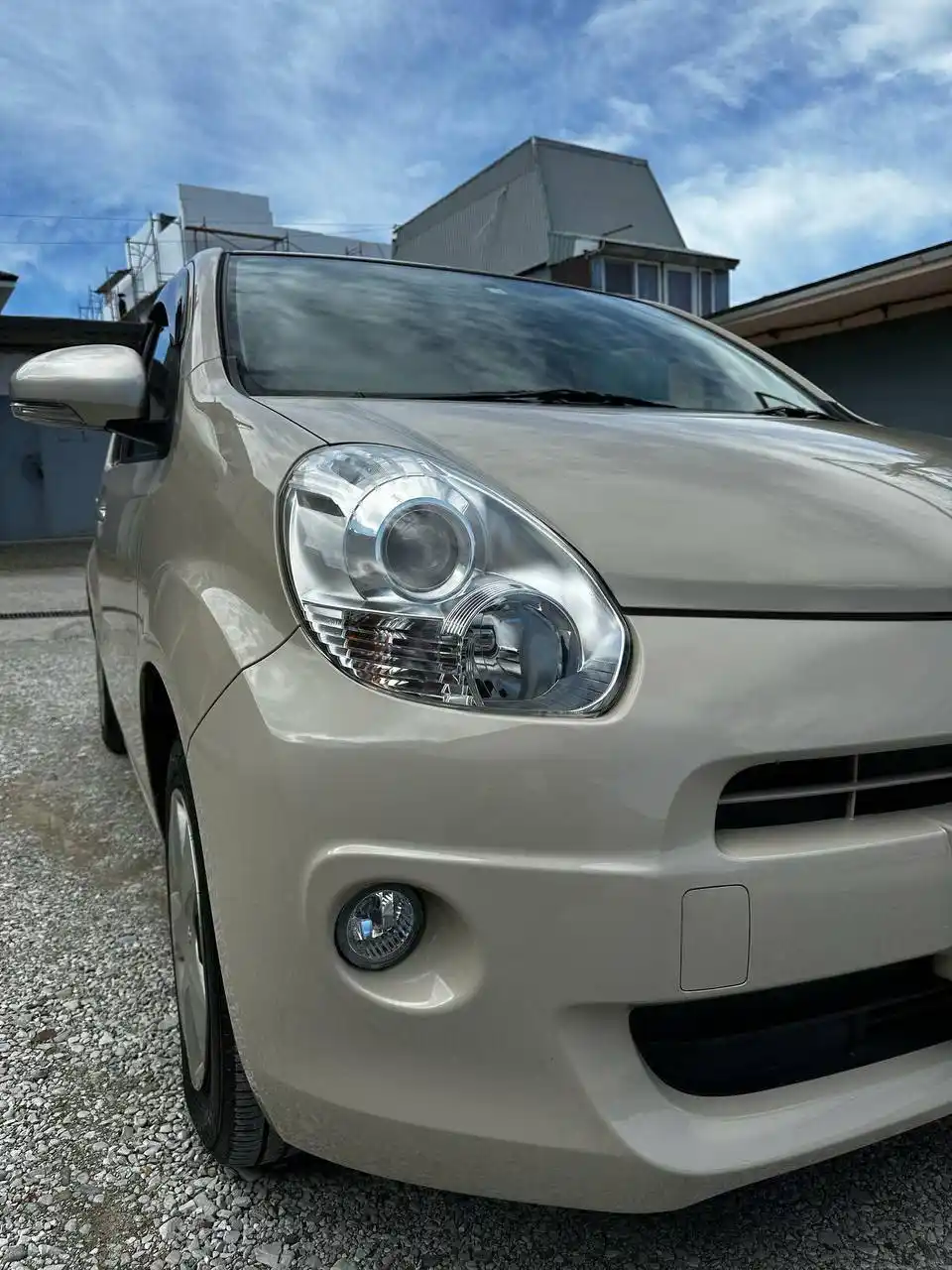 Тойота Passo Hana plus