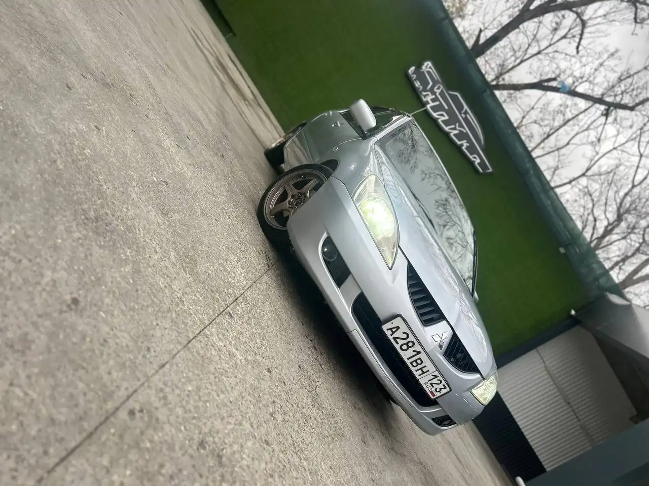 Автомобиль в очень хорошем состоянии