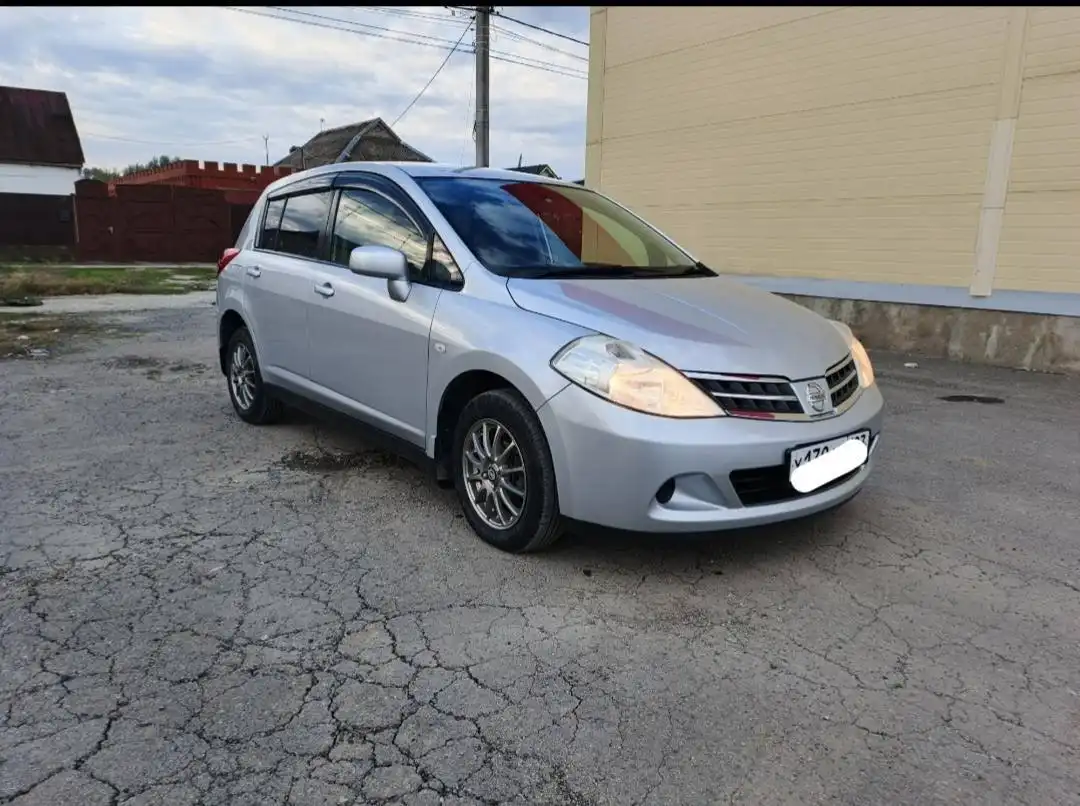 Ниссан Тиида 2012г