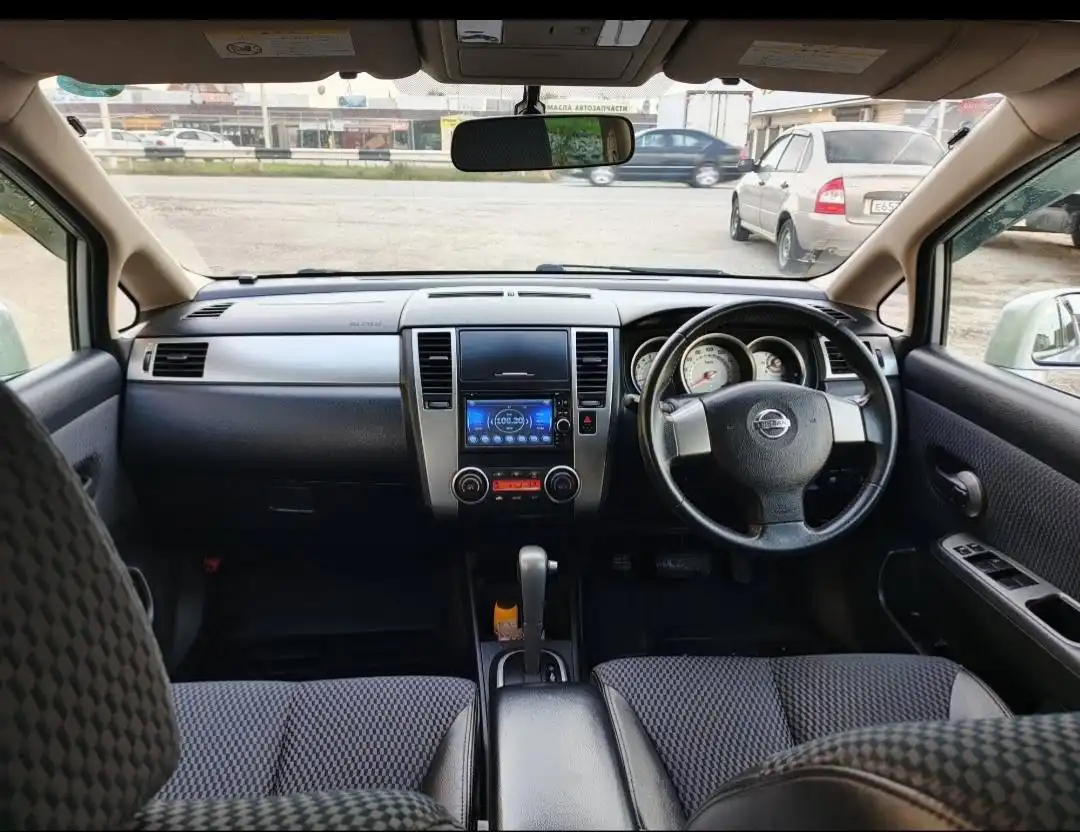 Ниссан Тиида 2012г