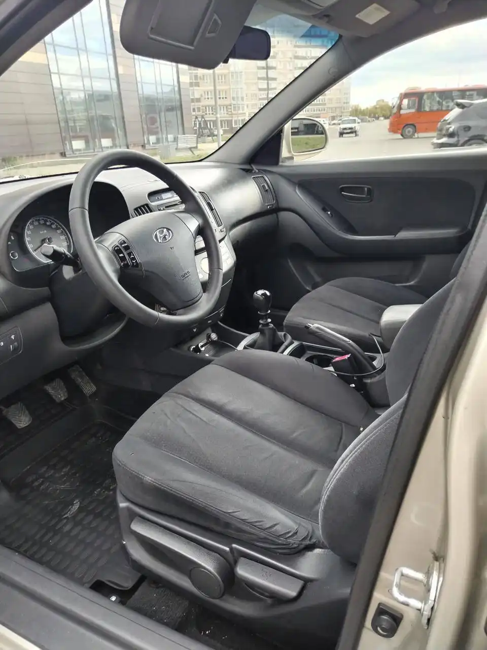 Продам отличный вместительный автомобиль