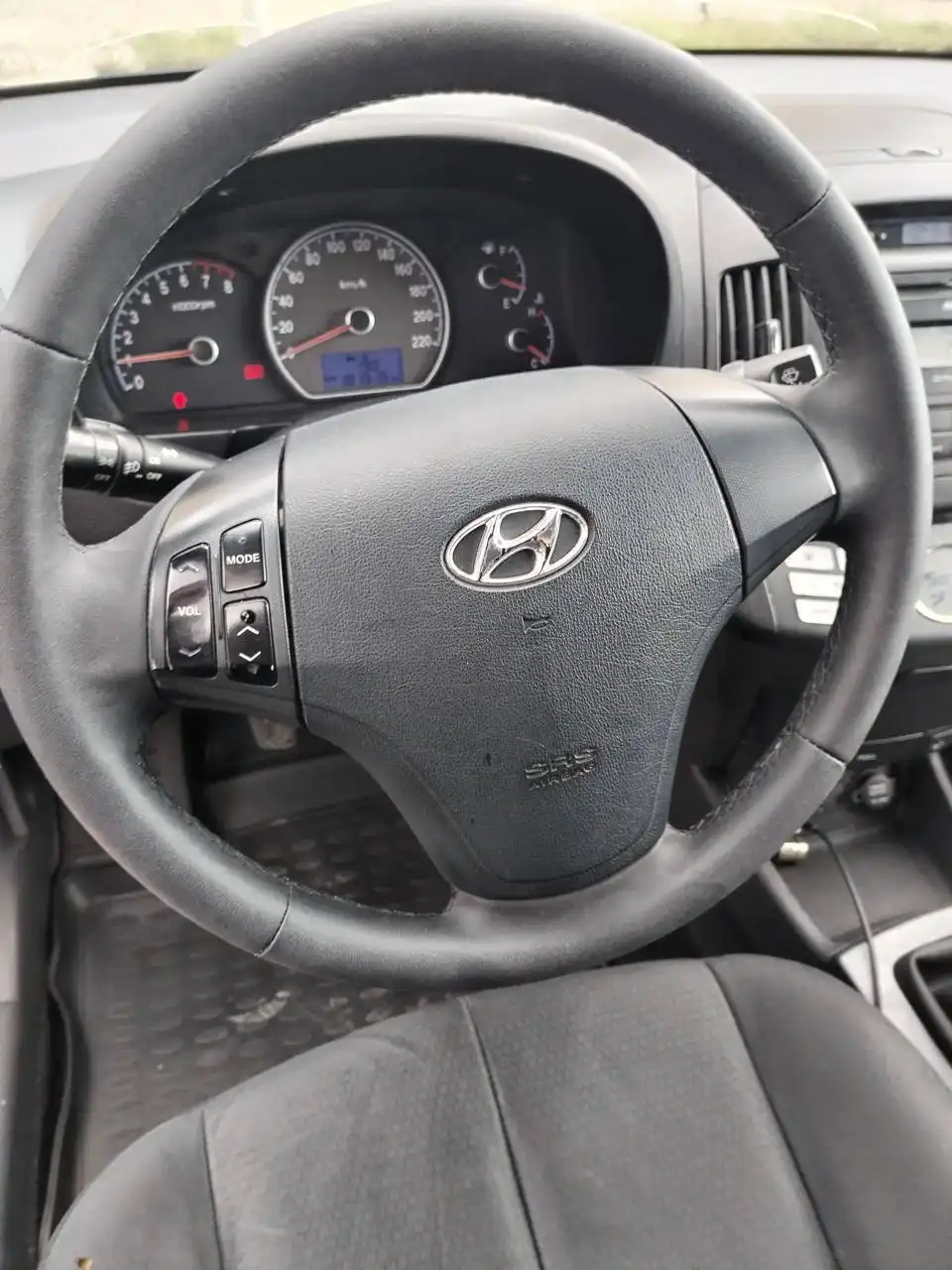 Продам отличный вместительный автомобиль