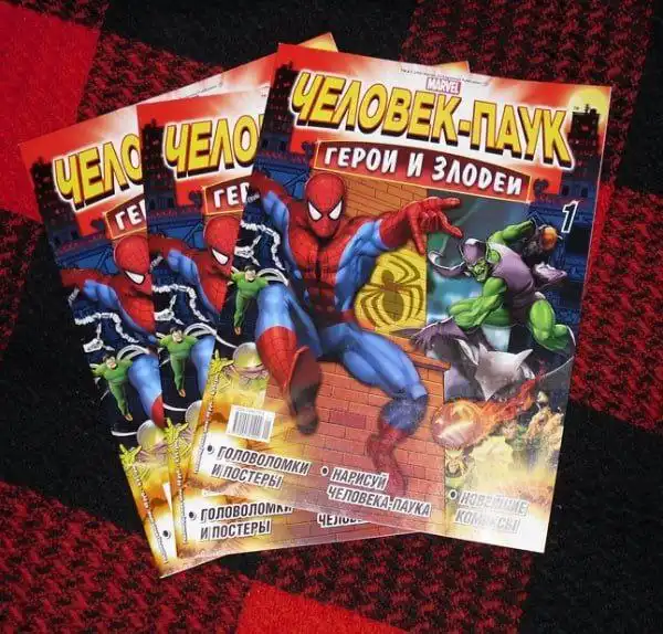 Покупка коллекционных карточек и журналов