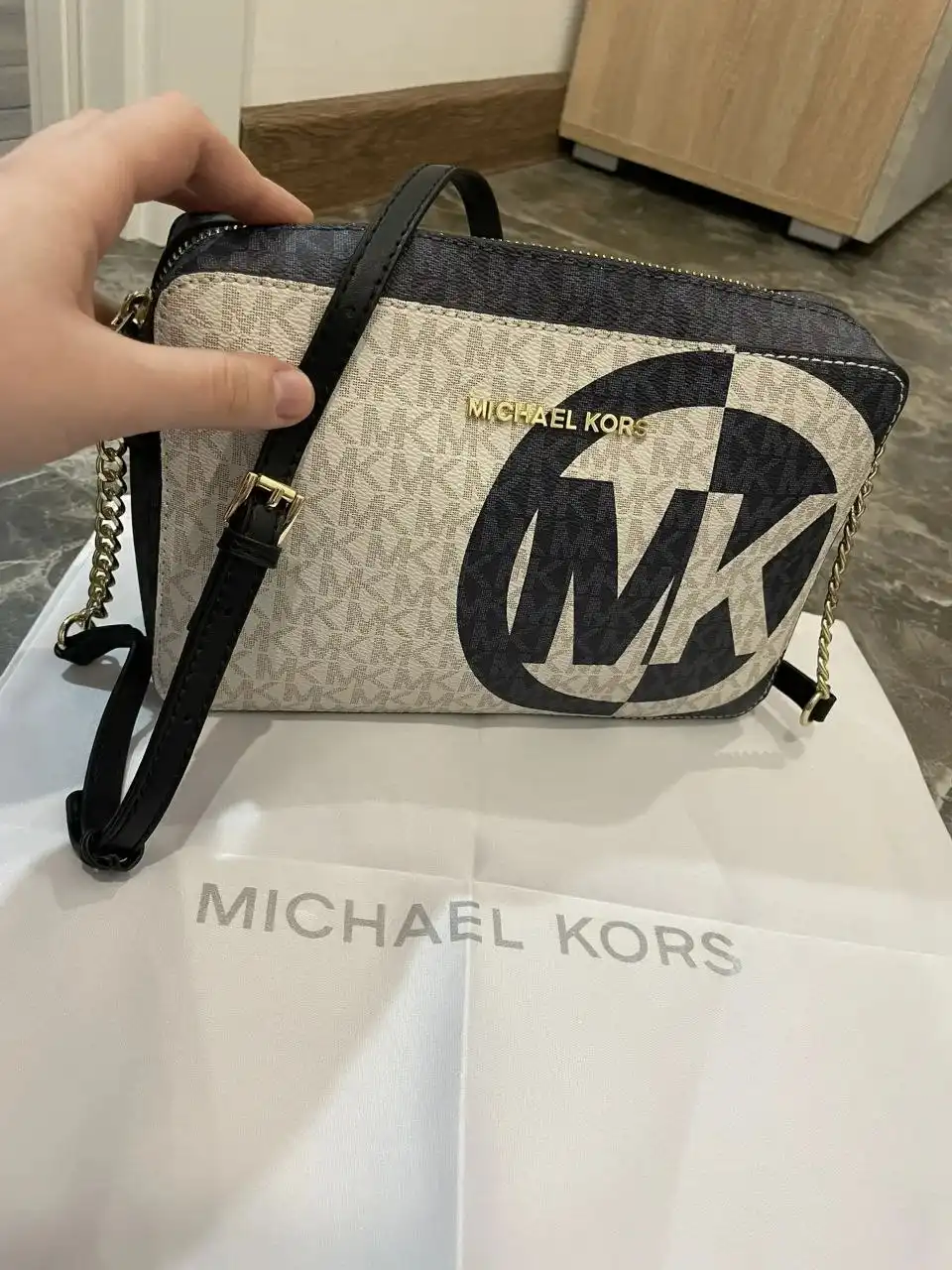 Сумки с серийными номерами