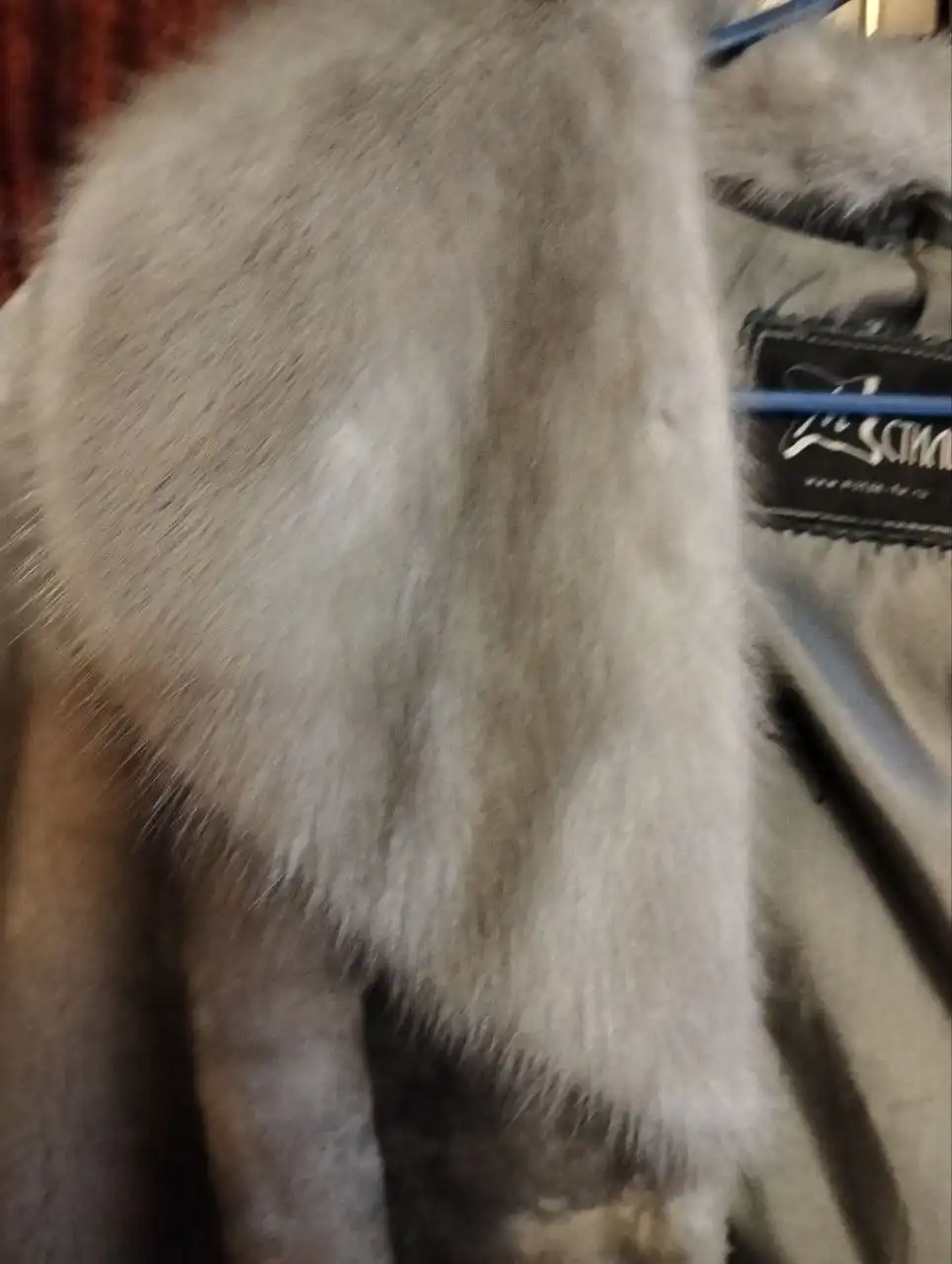 Продажа мутоновой шубы серо-голубого цвета