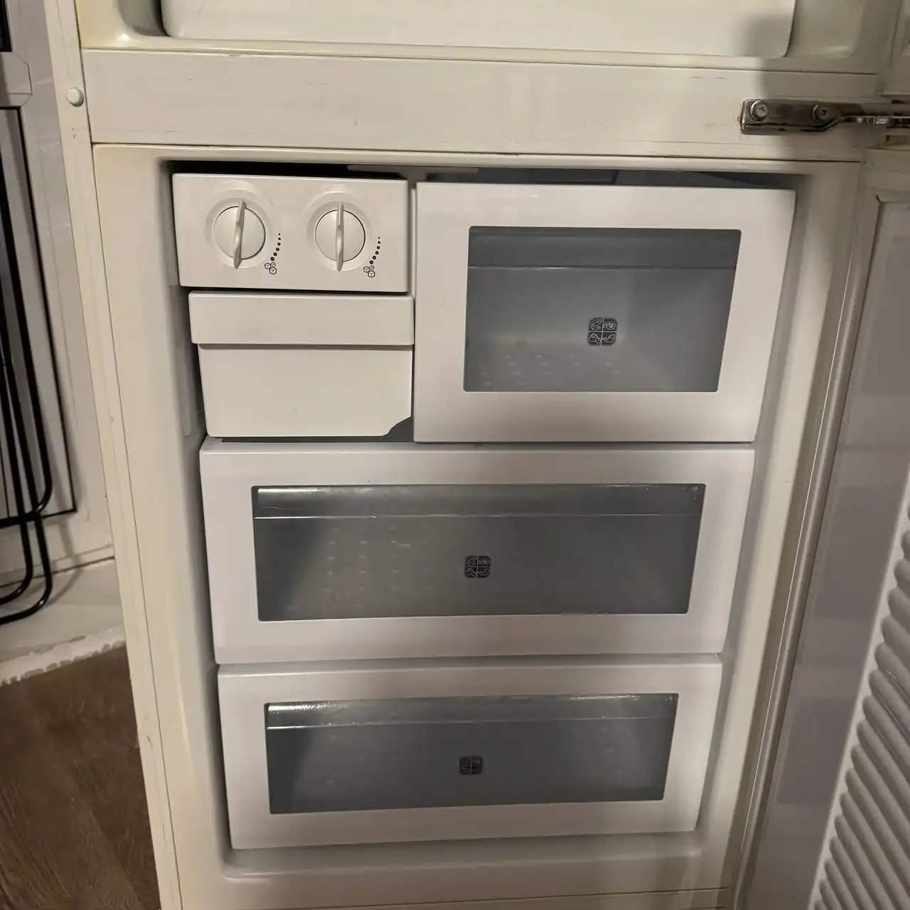 Продажа холодильника