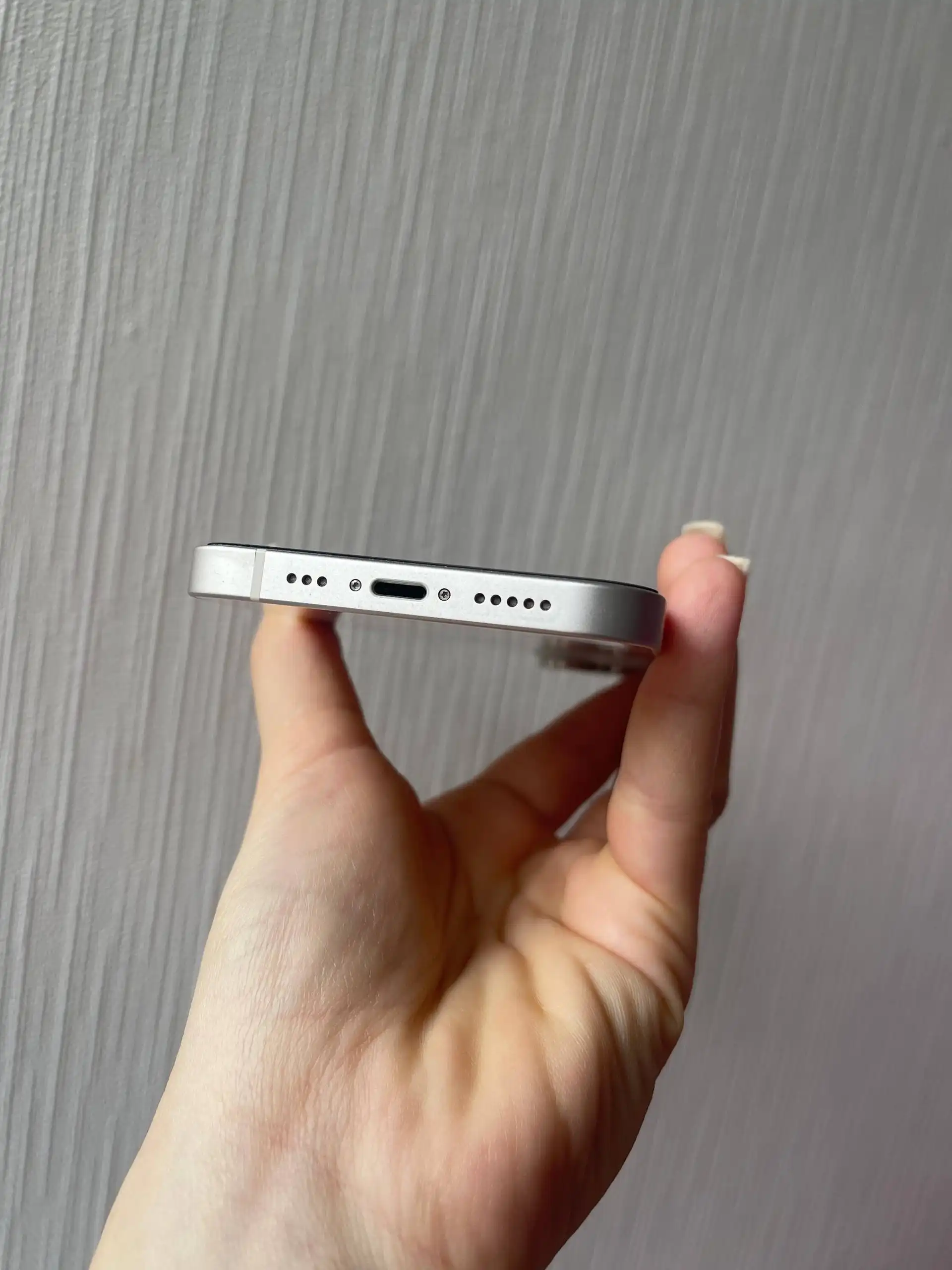 Айфон 13 128 ГБ в хорошем состоянии