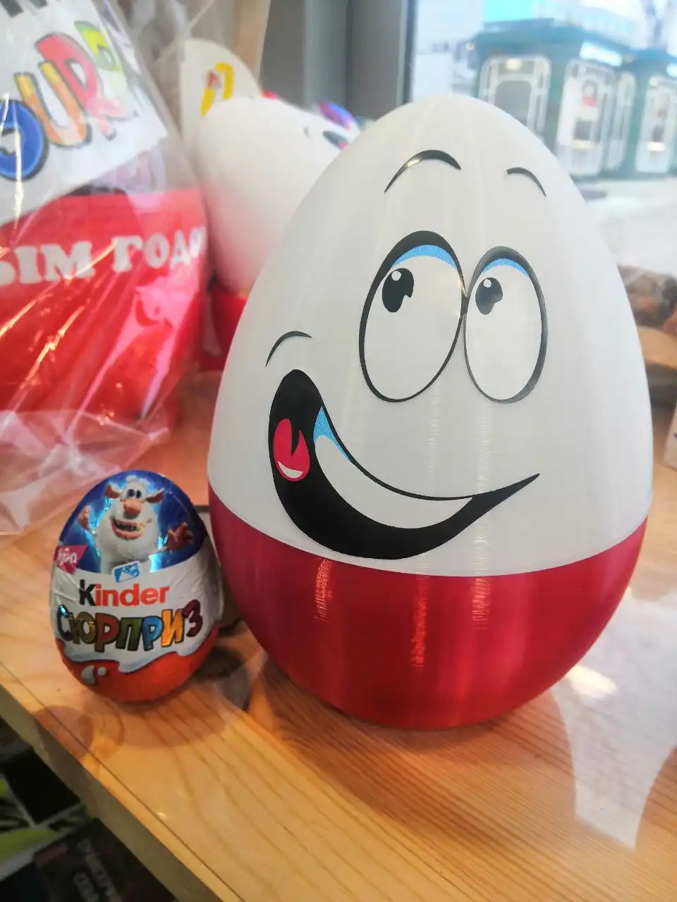 Новогодний подарок Киндер