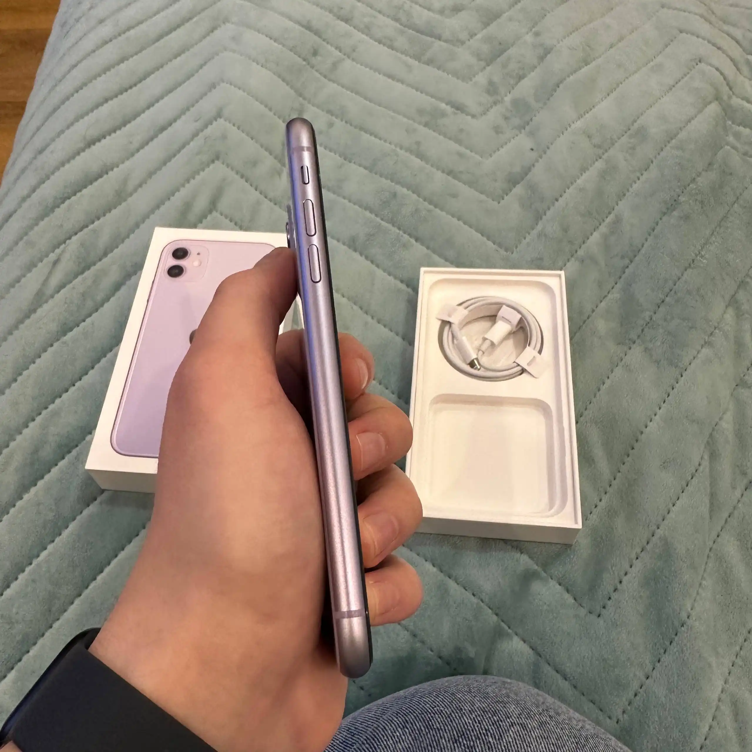 iPhone 11 128GB в идеальном состоянии