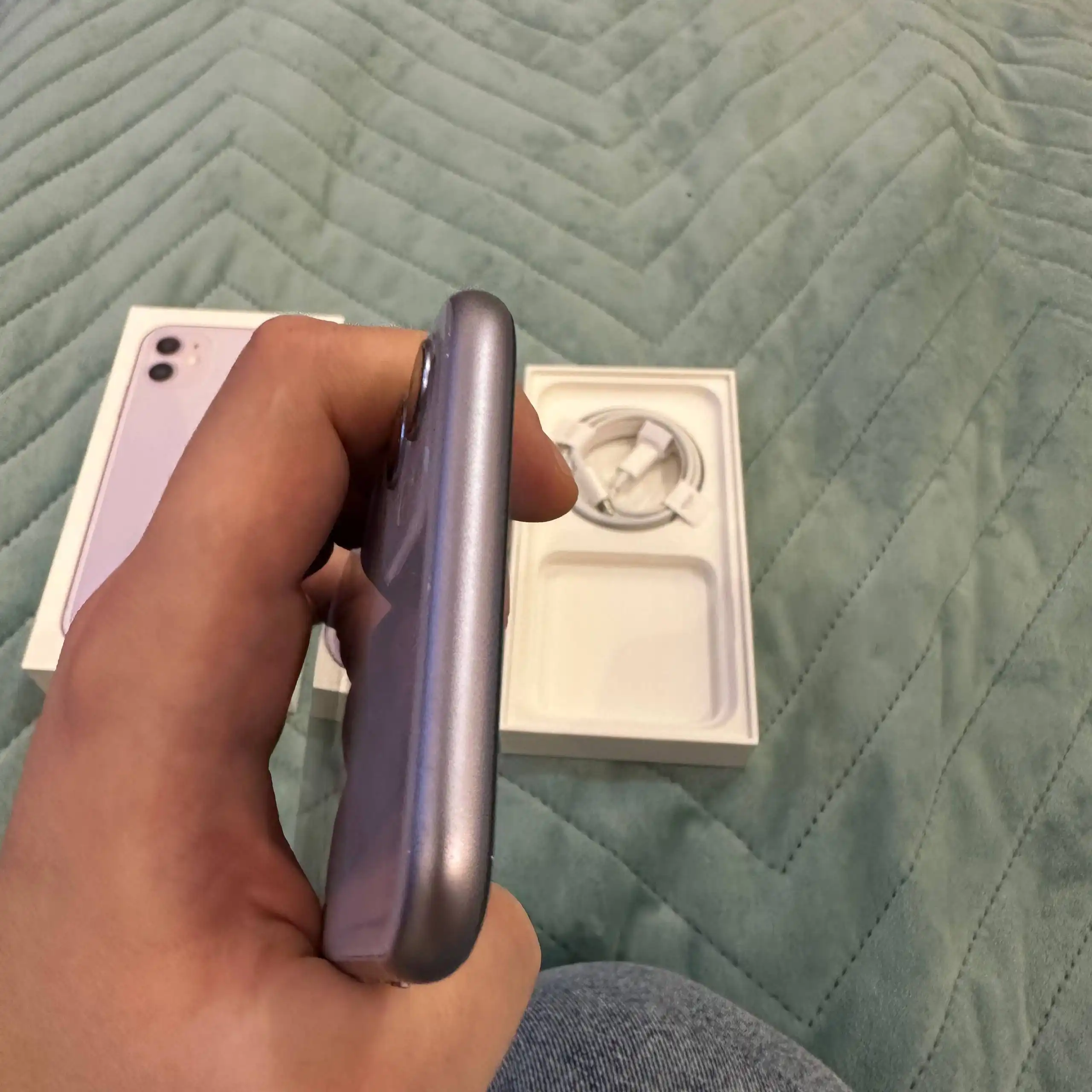 iPhone 11 128GB в идеальном состоянии