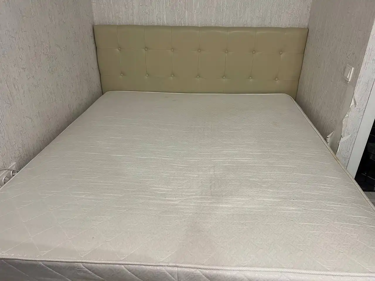 Продам раскладной диван и матрас