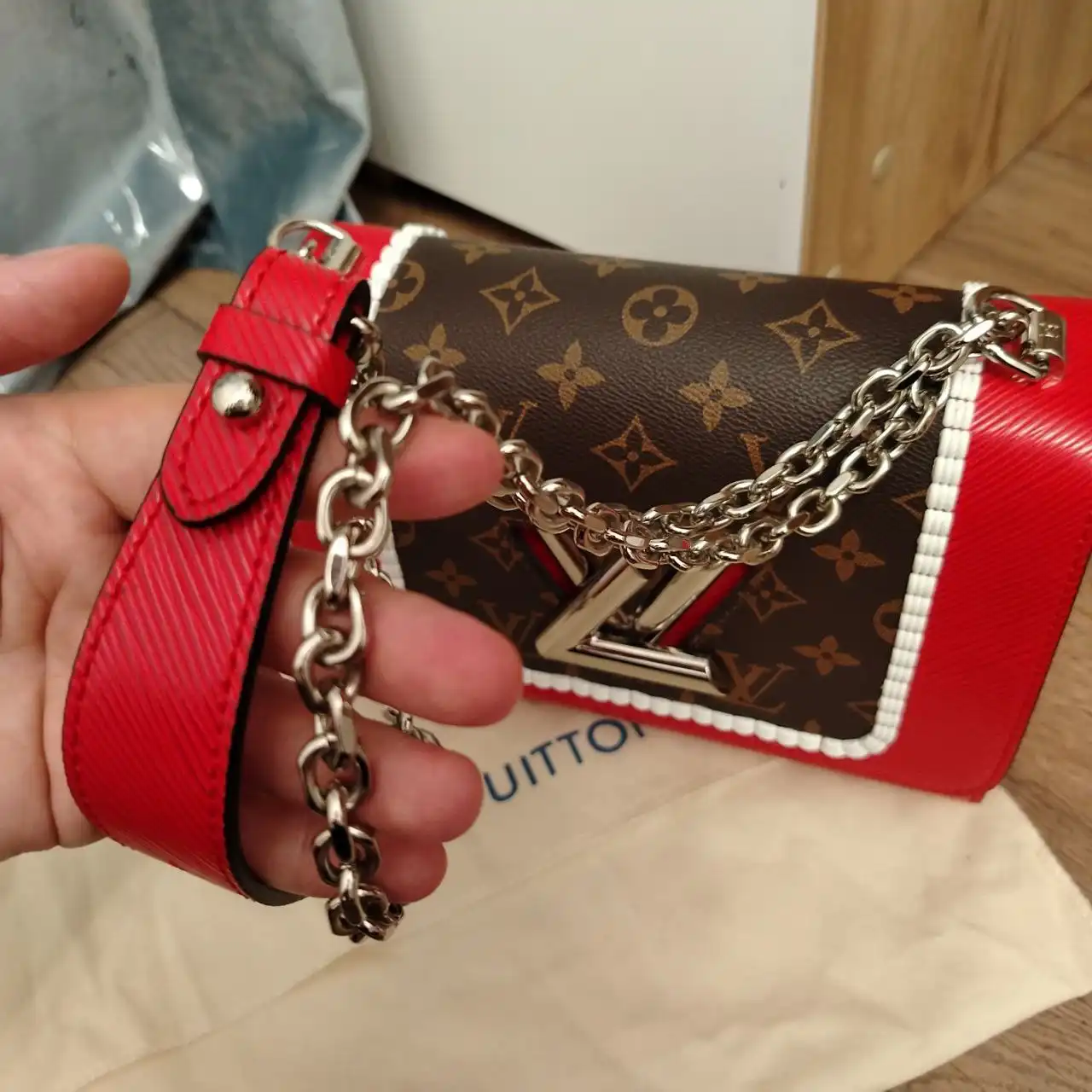 Женская сумка из натуральной кожи