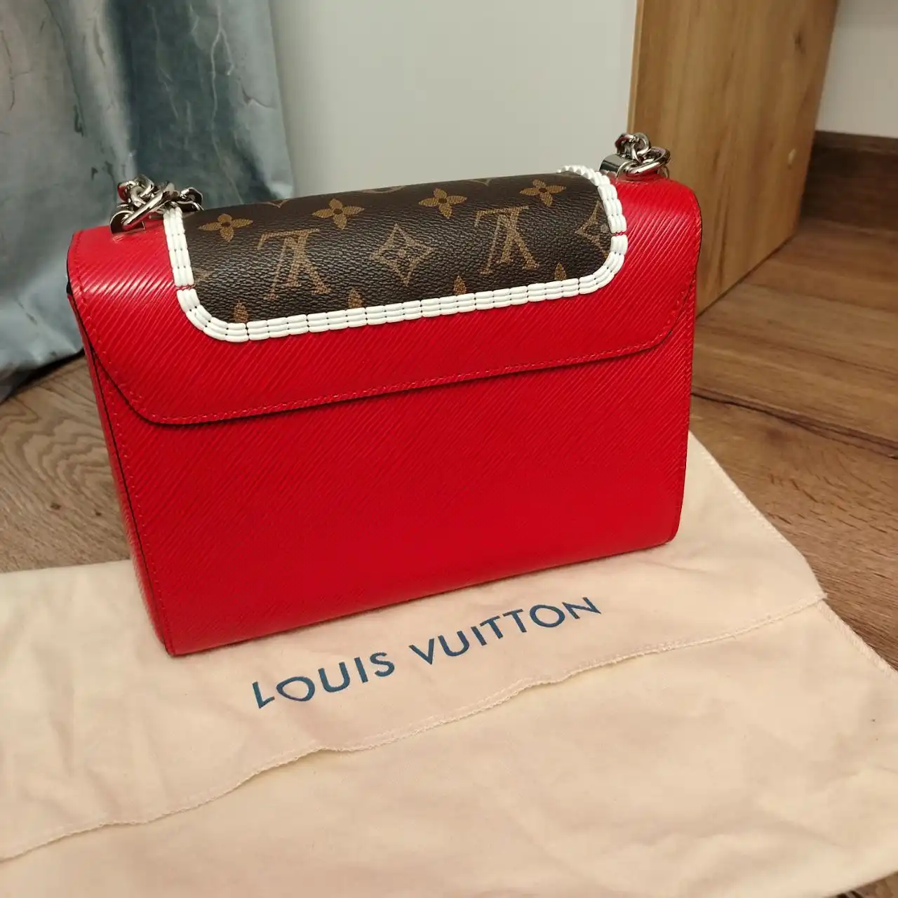 Женская сумка из натуральной кожи