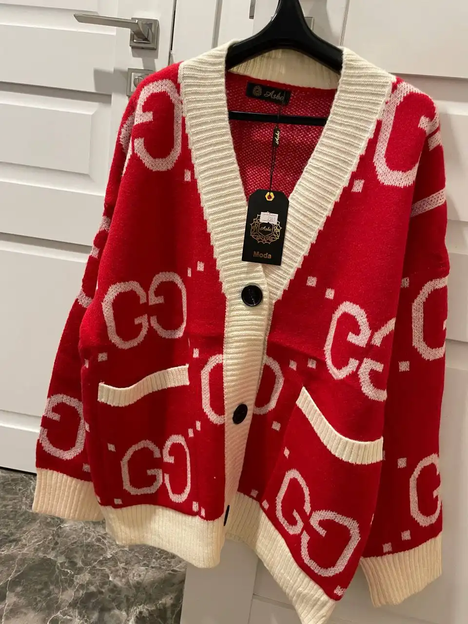 Женский кардиган Gucci новый с биркой - Верхняя одежда (Одежда) в Мытищи