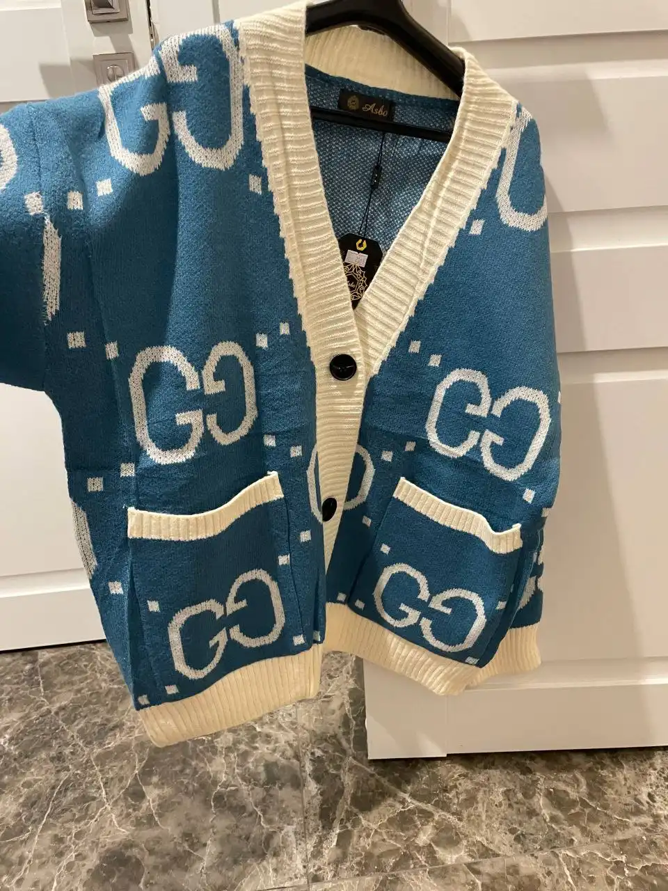Женский кардиган Gucci новый с биркой - Верхняя одежда (Одежда) в Мытищи