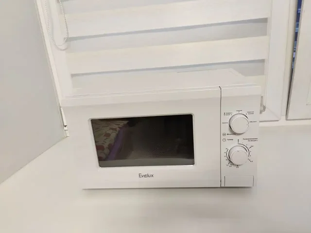 Продам микроволновую печь в Королеве - Бытовая техника в Королев