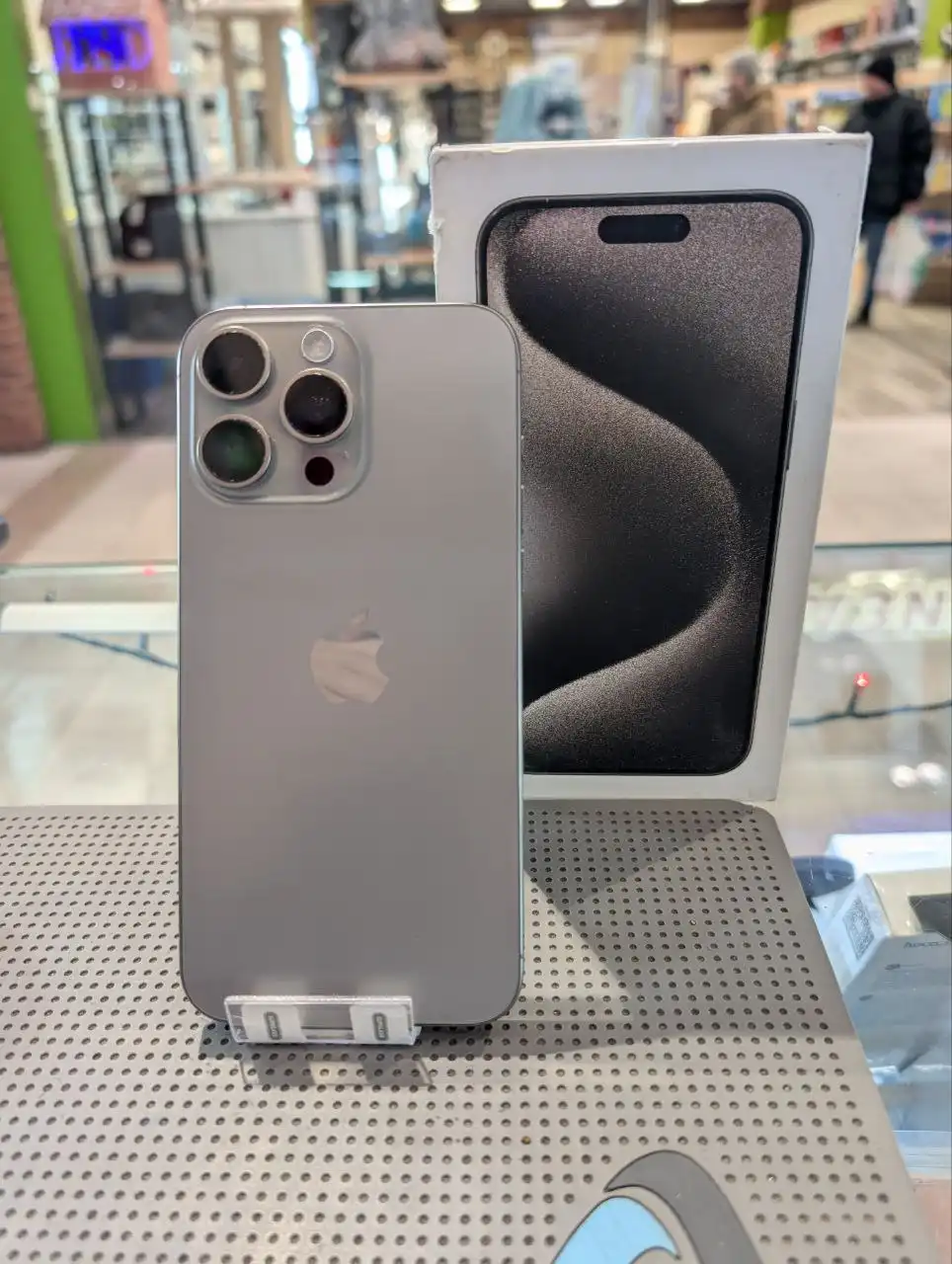 iPhone 15 Pro Max 256GB в идеальном состоянии - Смартфоны (Электроника) в Мытищи