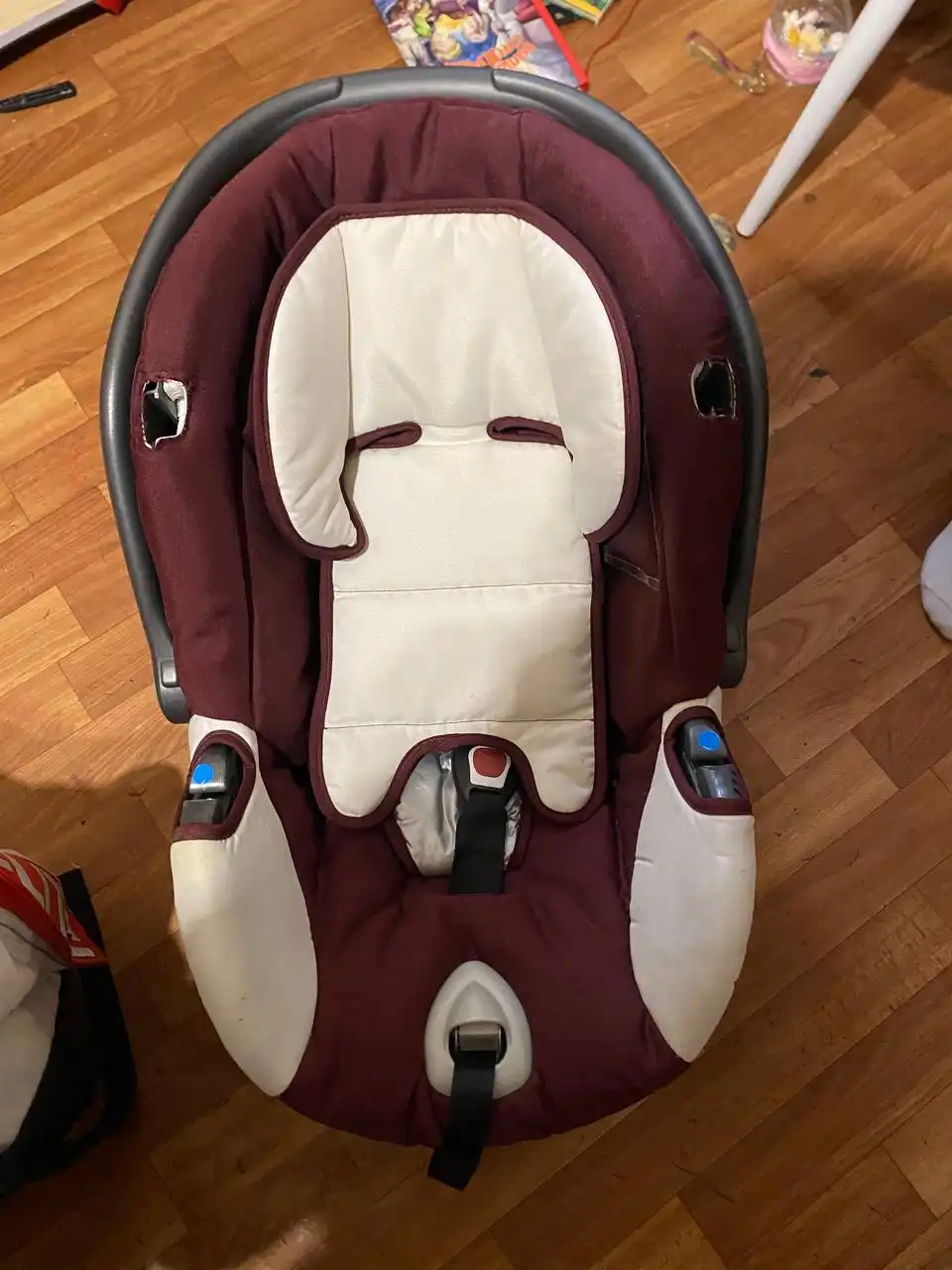 Авто кресло новое - Автокресла (Товары для детей) в Мытищи